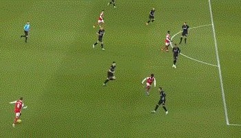 mk体育官网-【英超】萨卡+马丁内利进球反超 阿森纳3比1铁锤帮